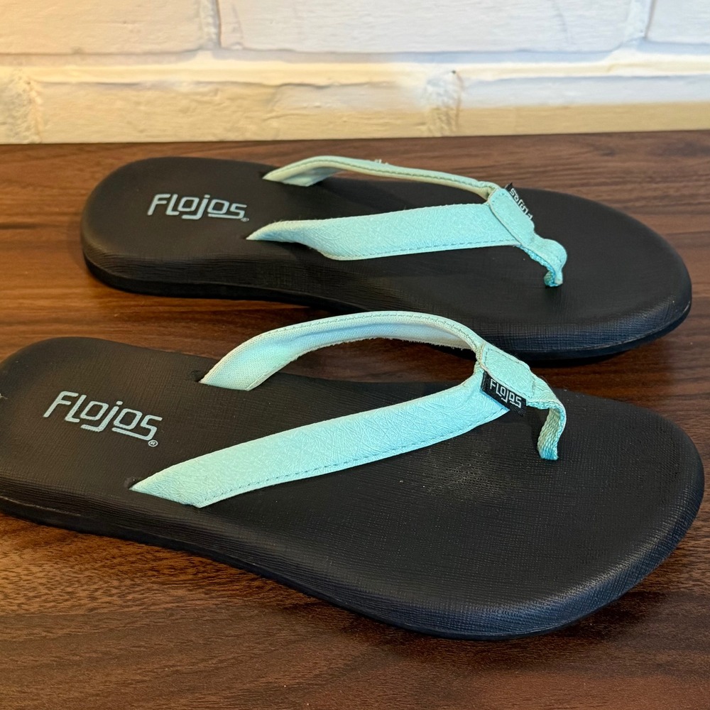 Flojos Womens Flip Flop Sandals Black Light Blue Thong Beach Summer Shoes Size?